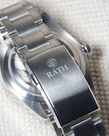 RÁTH marra Irish watch with green dial and stainless steel case clasp logo